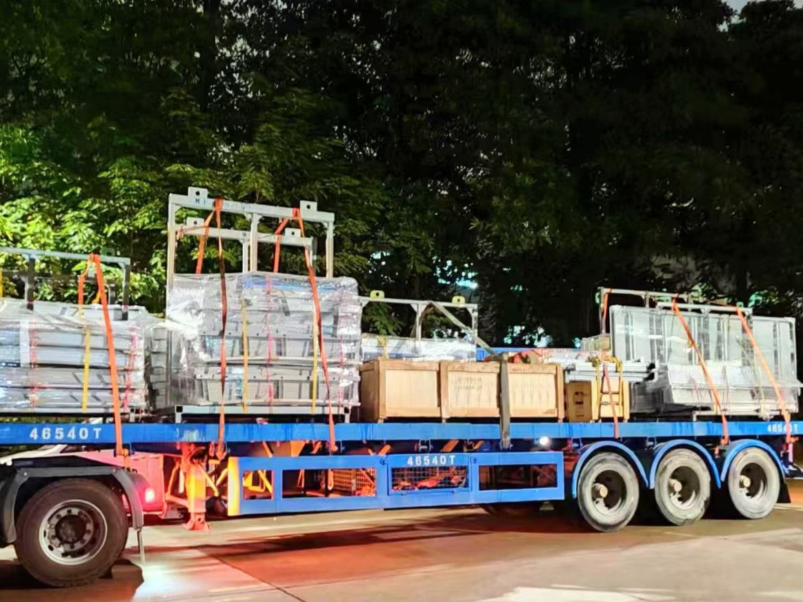 平板车、吊机车运输物流